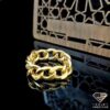 ring (121)