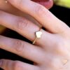 ring (156)