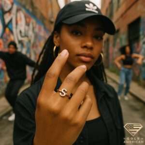 Kingscript Gold Initial Ring S