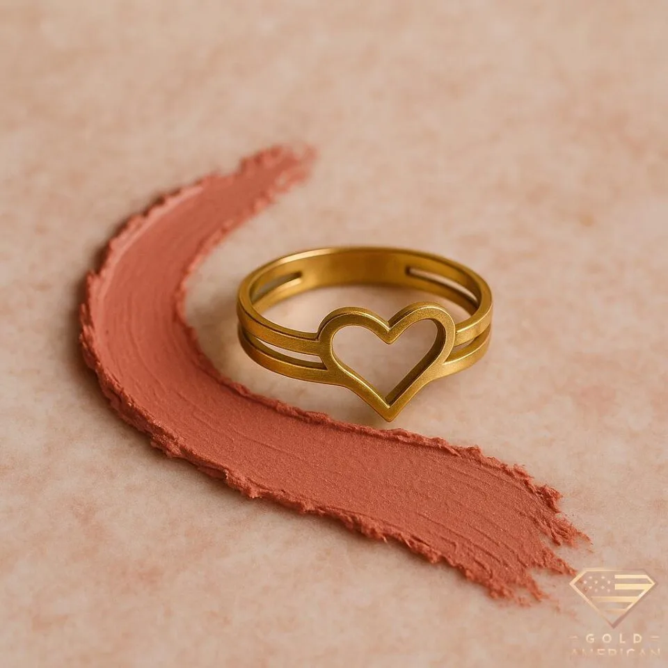Soft Heart-shaped Gold Ring and swipe