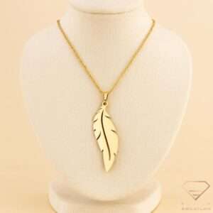Windwalker Gold Pendant Manekin