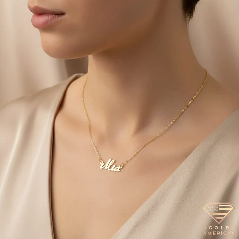 Expressive Gold Name Pendant Mia