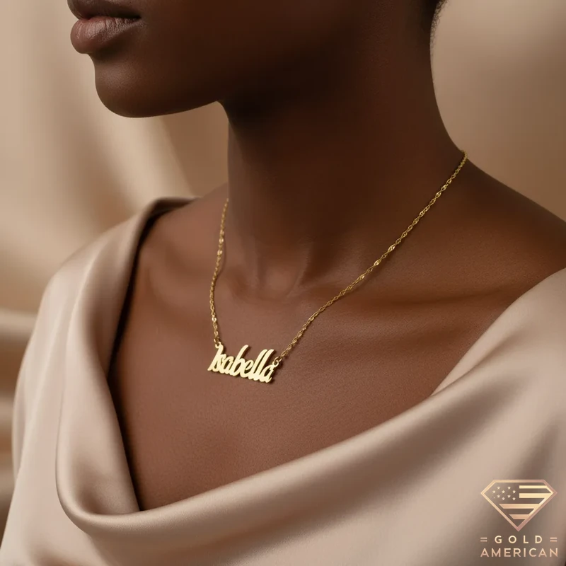 Sweet Gold Name Pendant Isabella