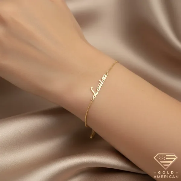 Expressive Gold Name Bracelet Louisa