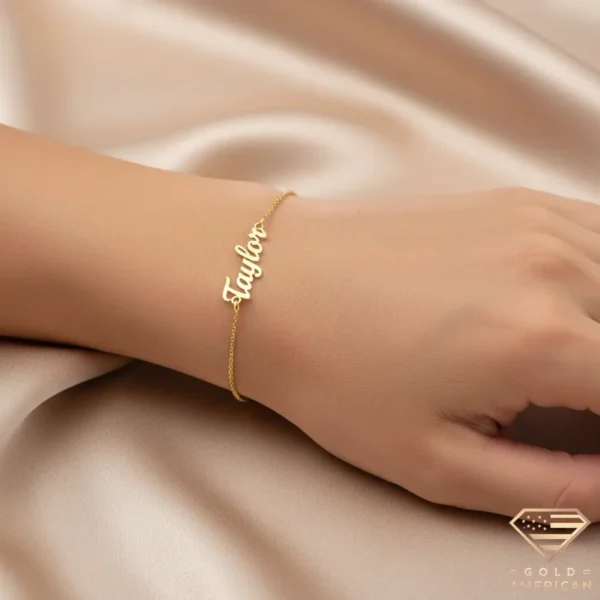 Regal Gold Name Bracelet Taylor