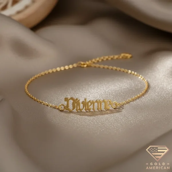 Stylish Gold Name Bracelet Vivienne