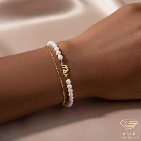 Sweet Gold Name Bracelet Mia