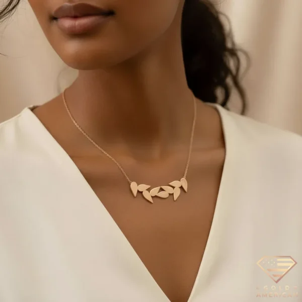 Ula Fala Rose Gold Necklace Model