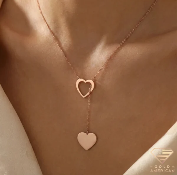 14k Gold Heart Lariat Valentine Gift Model Close up