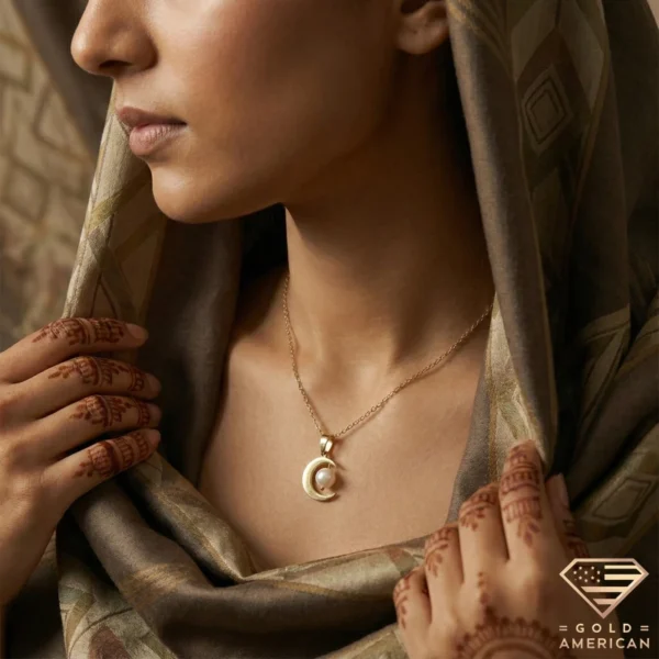 Qamar Gold Necklace Model