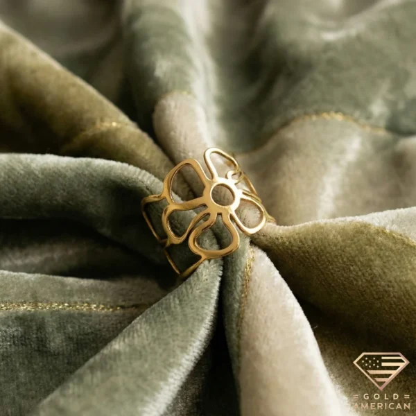 Sunpetal Flower Gold Ring