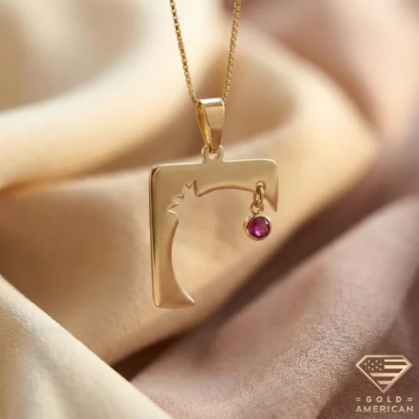 14K Gold Pomegranate Gemstone Pendant Close up